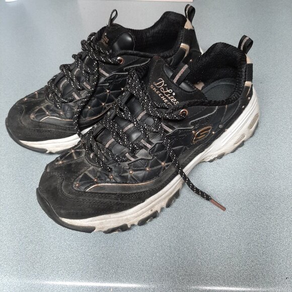 Skechers DeLites Athletic Shoes; Good Condition; Size 10 Women's; Gently Worn - Picture 2 of 5